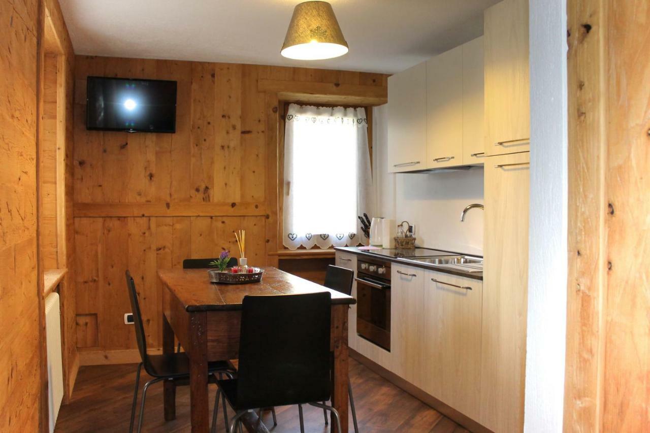 Maison D'Antan Alloggio Ad Uso Turistico Vda Charvensod N 0022 Aosta Ngoại thất bức ảnh